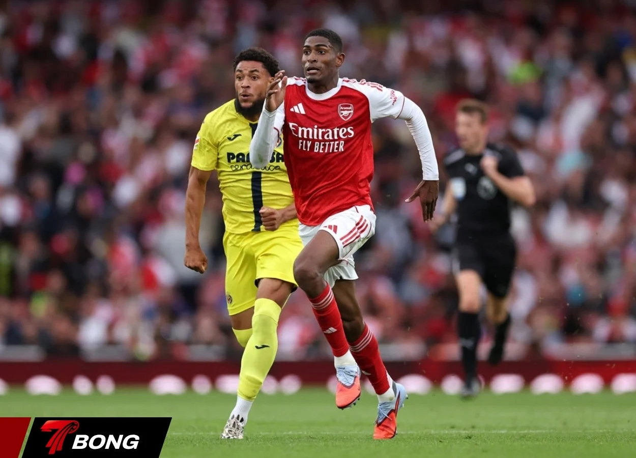 Cristhian Mosquera khẳng định vị thế của mình tại Arsenal